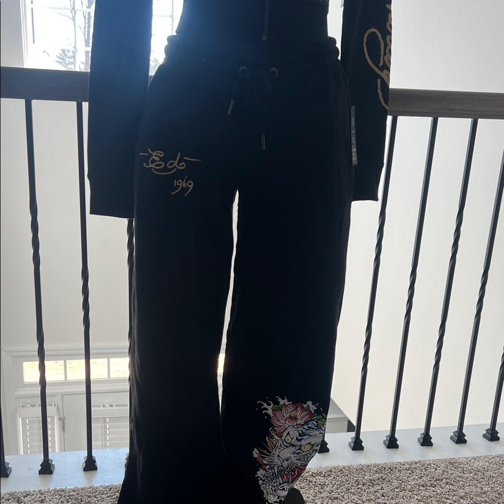 Ed Hardy Black and Gold Graphic Zip-Up and Sweatpants (Complete Outfit) - Picture 3 of 7